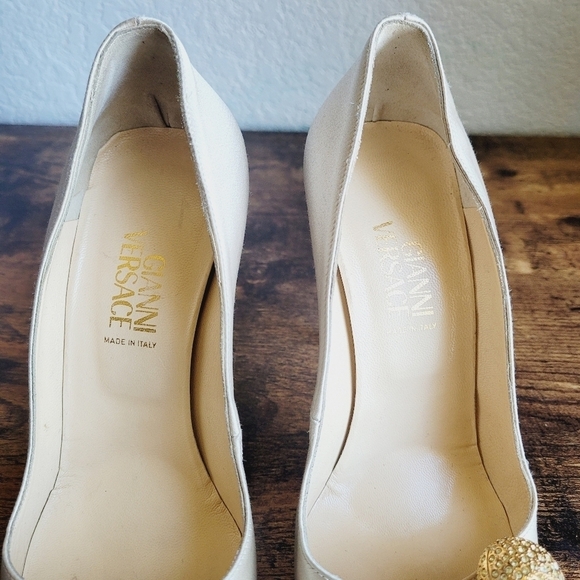 Gianni Versace Women Heels Size 36 6 Ivory Wedding Formal Jewels Pearls Designer - Picture 3 of 10